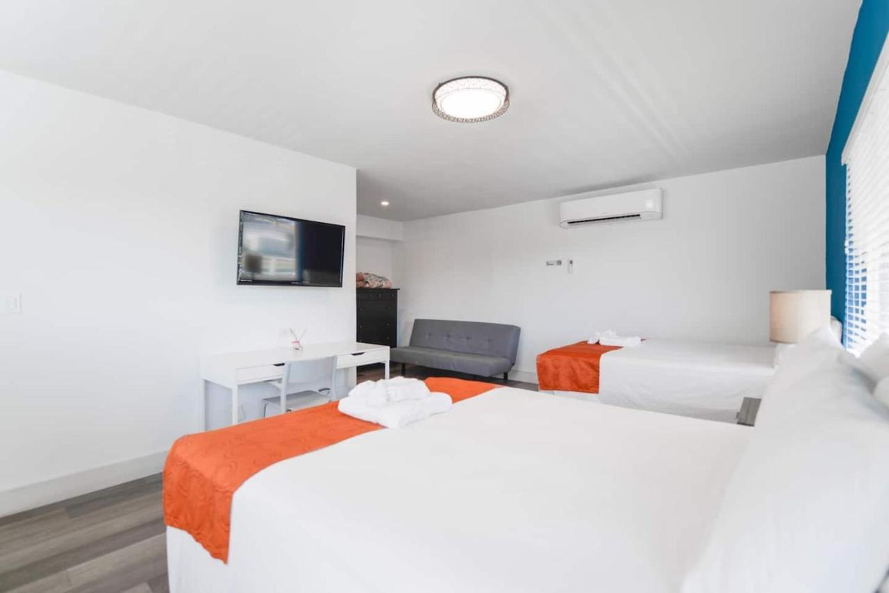 Cozy 1 Bedroom With Pool Steps From The Beach #41 Hollywood Esterno foto